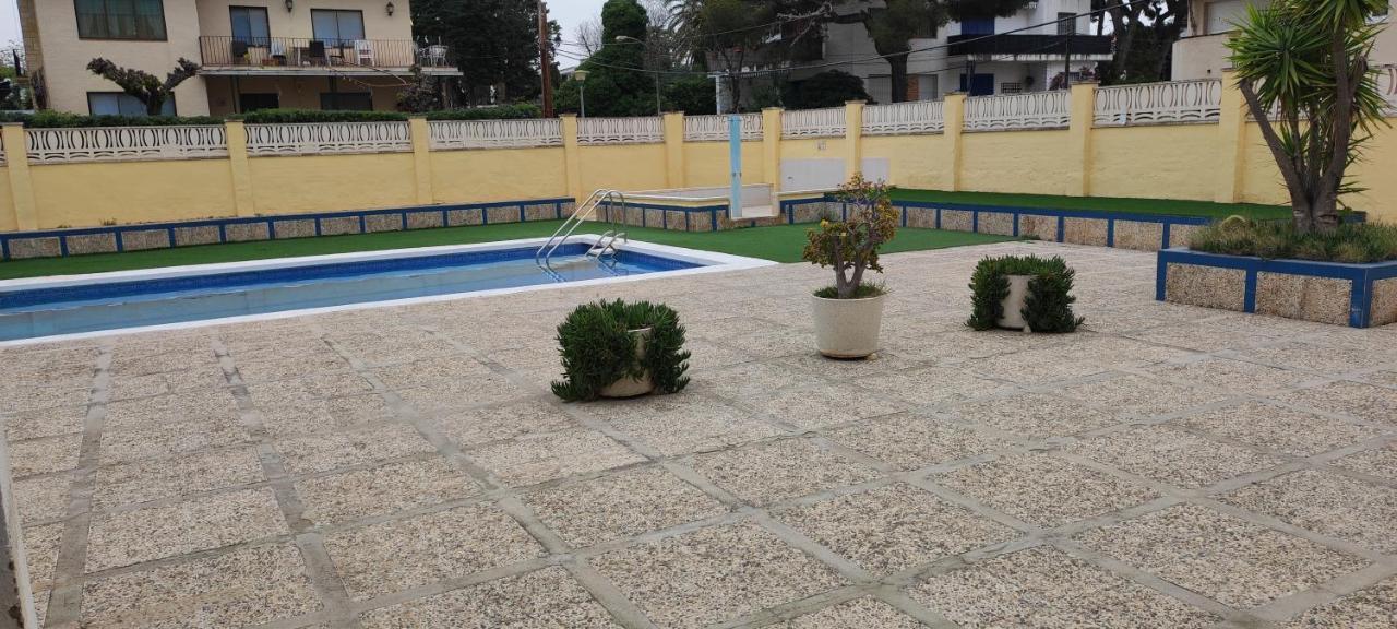 Acogedor Estudio En La Playa, Con Vistas Al Mar, Y Piscina Comunitaria Sant Salvador Dış mekan fotoğraf